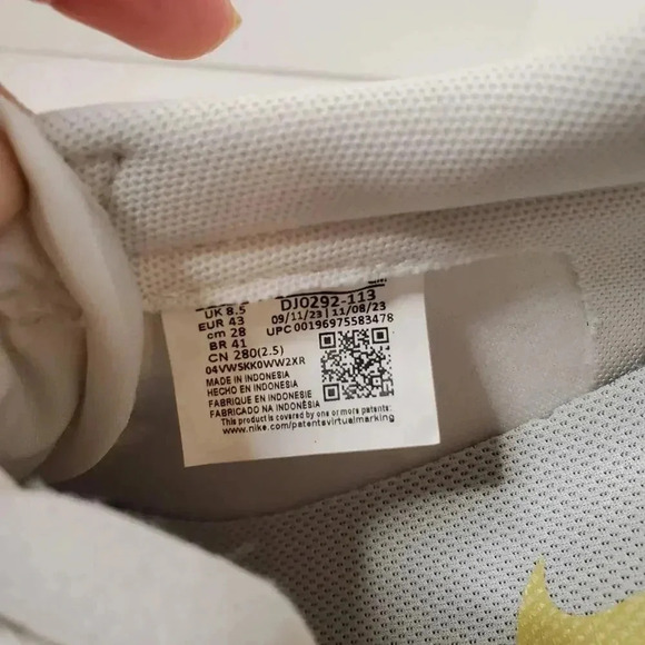 NIKE WOMEN'S BLAZER LOW PLATFORM - PALE IVORY/SATURN GOLD/WHITE 11 - Picture 9 of 11